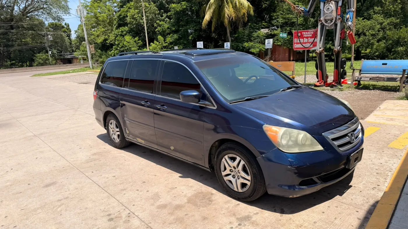 Minivan Honda Odyssey de Travel VIP